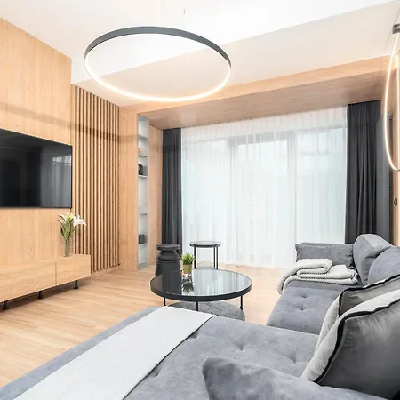 Margi Tiffany Basen Pool Sauna Apartment