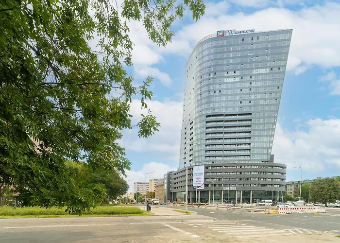 Margi Tiffany Basen Pool Sauna *